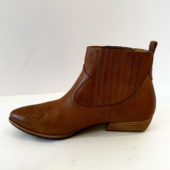 Kork-Ease Prairie Western Leather Booties - Picture 12 of 13
